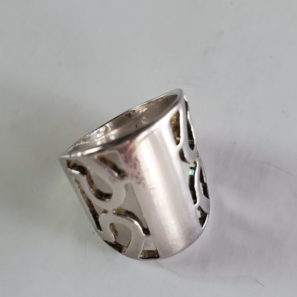 Sterling Silver 925 Elle Jewelry Ring Wide Band with Signature Ruby - Picture 16 of 16